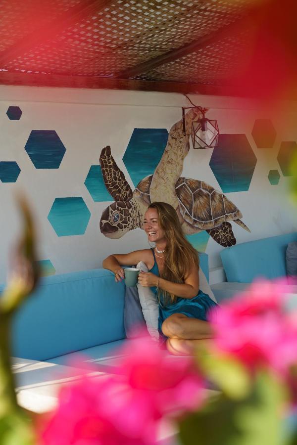 Serenity Luxurious Beachfront Villa & Spa With Private Infinity Pool, 8 Guests Gili Air Eksteriør bilde