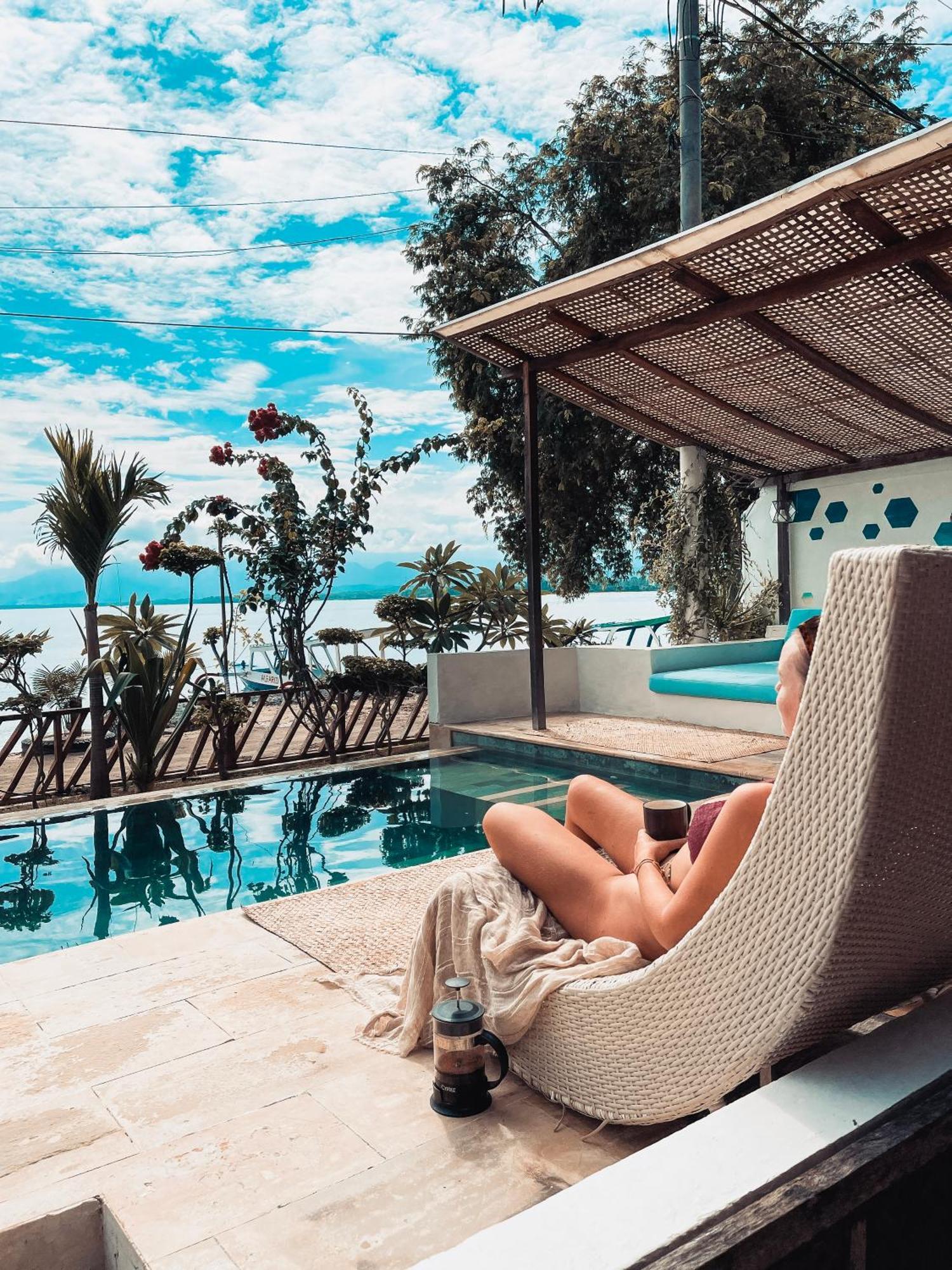Serenity Luxurious Beachfront Villa & Spa With Private Infinity Pool, 8 Guests Gili Air Eksteriør bilde