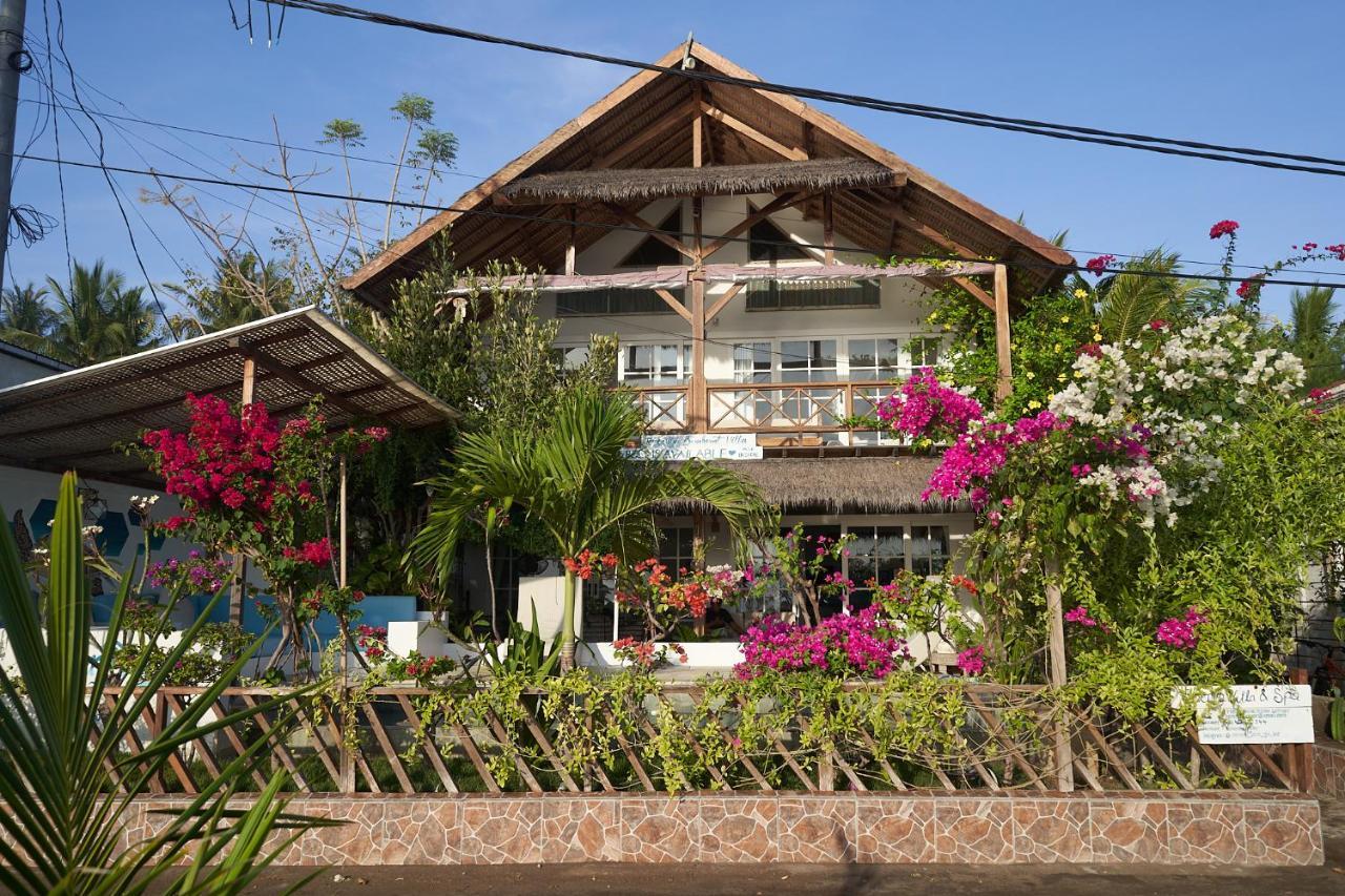 Serenity Luxurious Beachfront Villa & Spa With Private Infinity Pool, 8 Guests Gili Air Eksteriør bilde