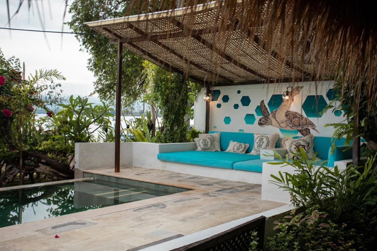Serenity Luxurious Beachfront Villa & Spa With Private Infinity Pool, 8 Guests Gili Air Eksteriør bilde
