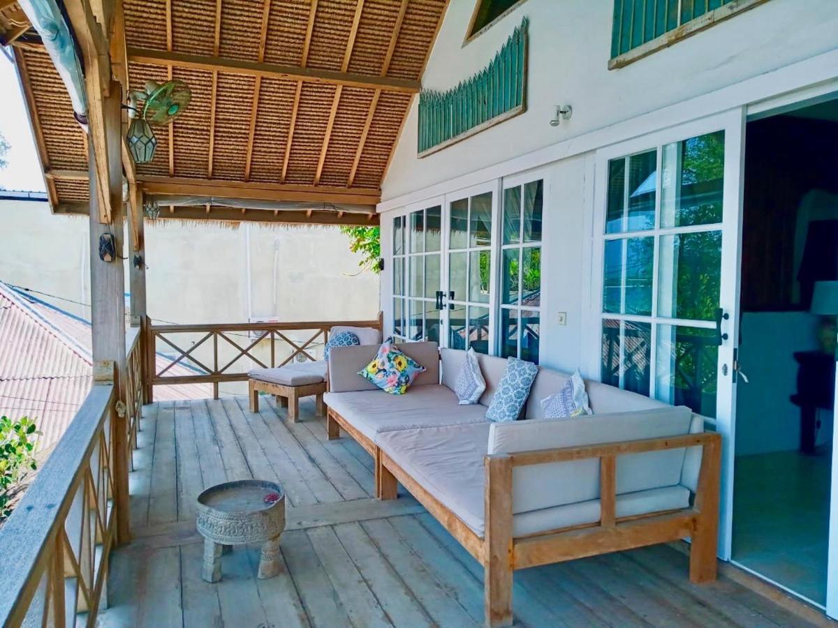 Serenity Luxurious Beachfront Villa & Spa With Private Infinity Pool, 8 Guests Gili Air Eksteriør bilde